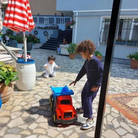 Tarabya Family * Istambul